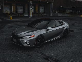 Toyota Camry XLE Hybrid