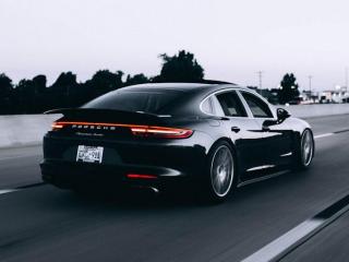 Mercedes-Benz C300 4MATIC