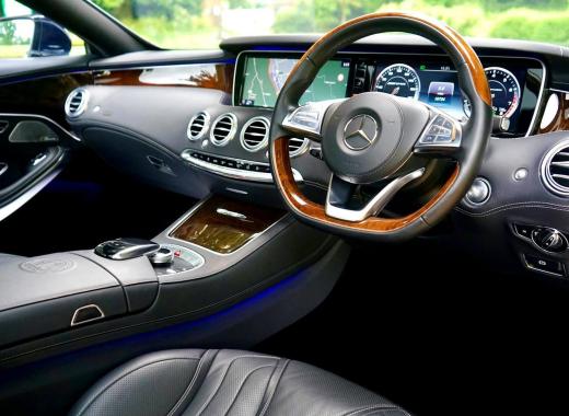 Mercedes-Benz C300 4MATIC