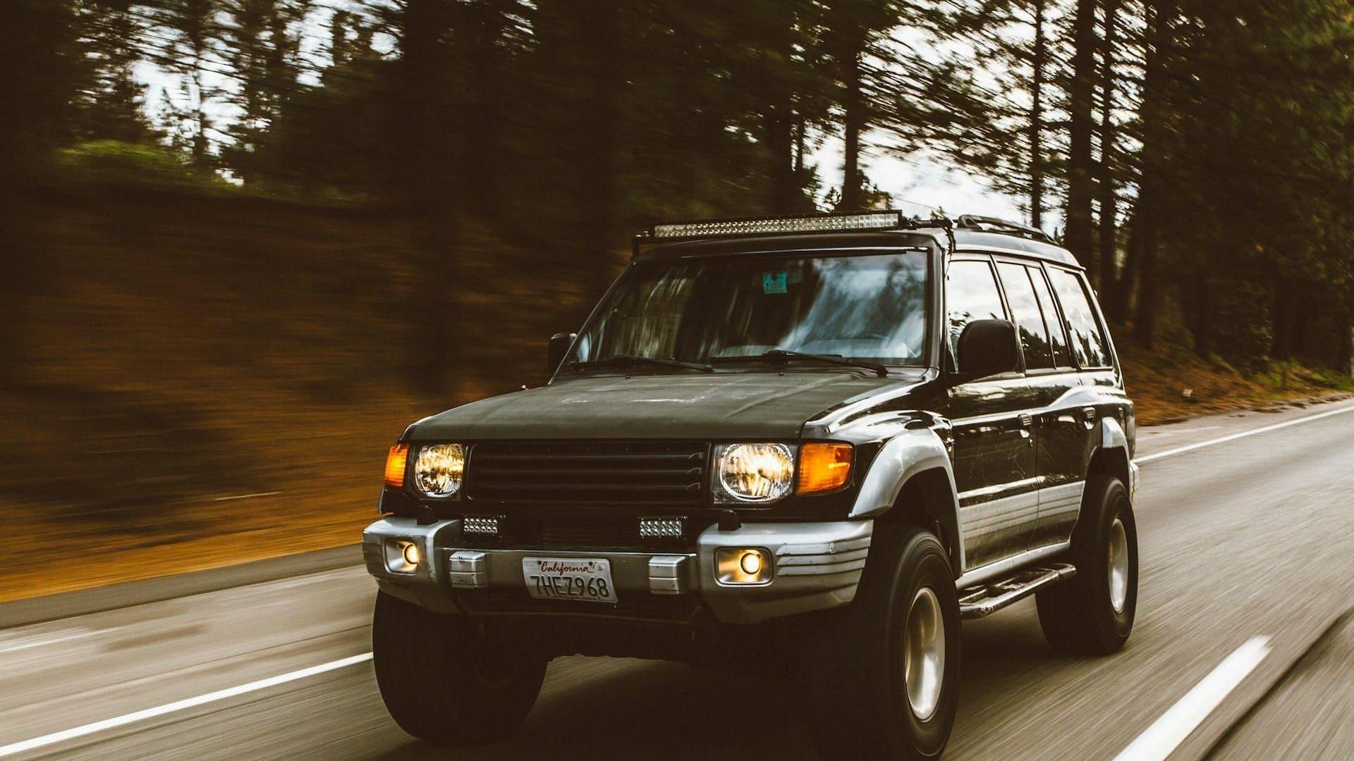 What Documents Do You Need to Sell a Car in the UK? (V5C, MOT & Service History)