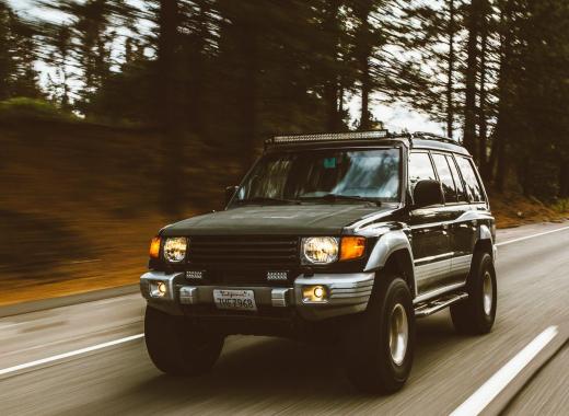 What Documents Do You Need to Sell a Car in the UK? (V5C, MOT & Service History)